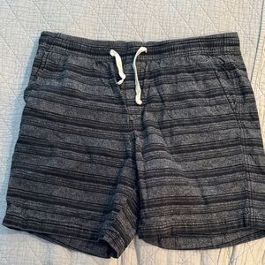 Old Navy Men's Gray Striped Shorts